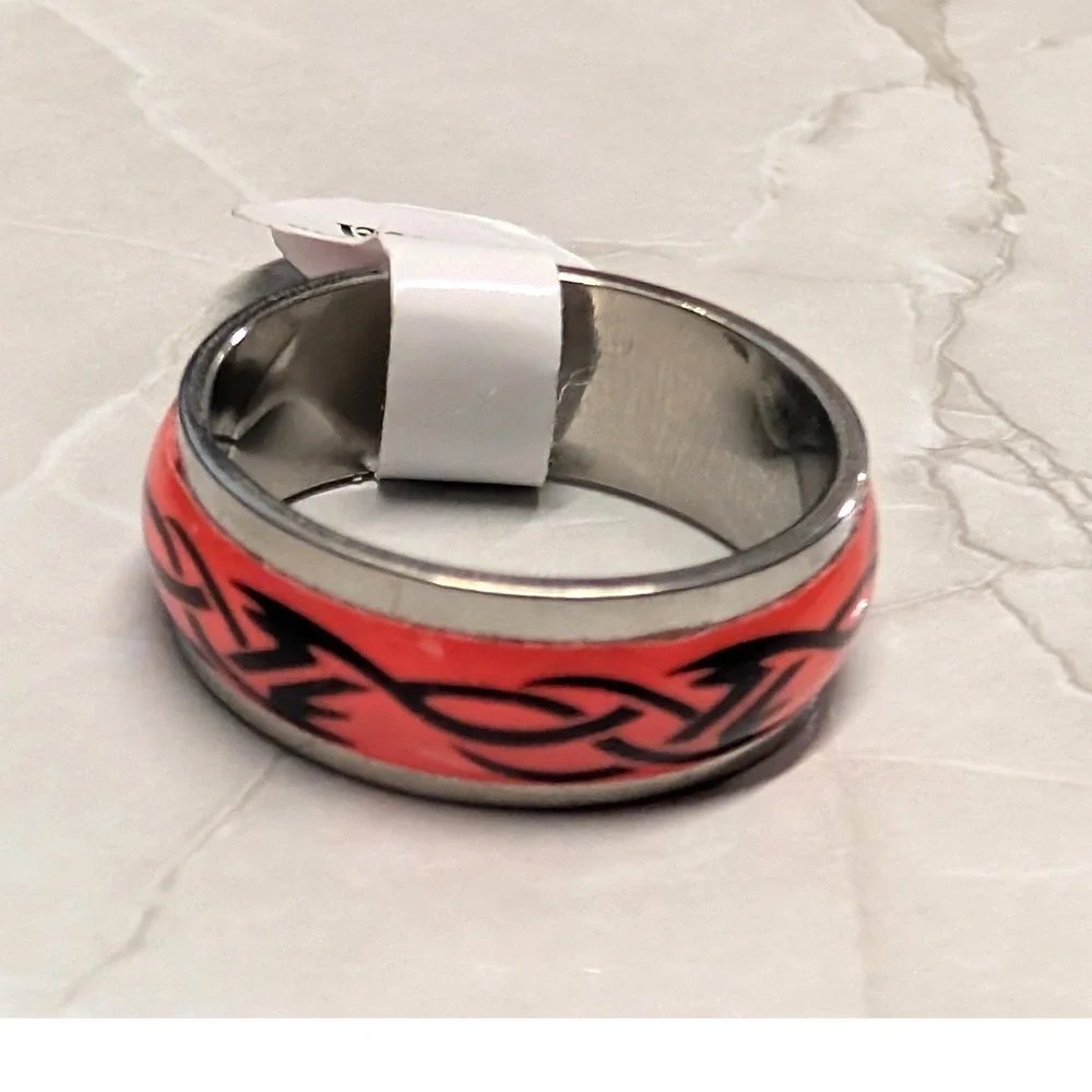 NEW Band Ring Size 7.5 Neon Orange Black Tribal Celtic Knot Stainless Steel Tag